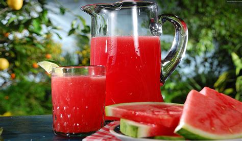 أهمية عصير البطيخ