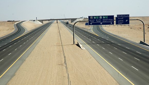 طريق السعودية عمان البري