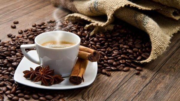 شرب القهوة في المنام لابن سيرين والنابلسي - موسوعة قلوب