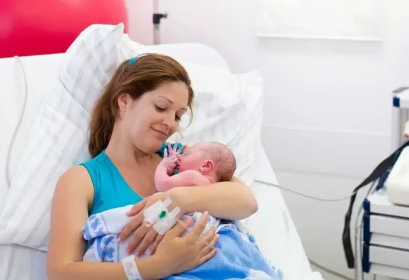 تفسير حلم الولادة للحامل بدون ألم