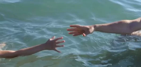 تفسير حلم انقاذ طفل من الغرق